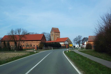 40 Kirche von Duepow